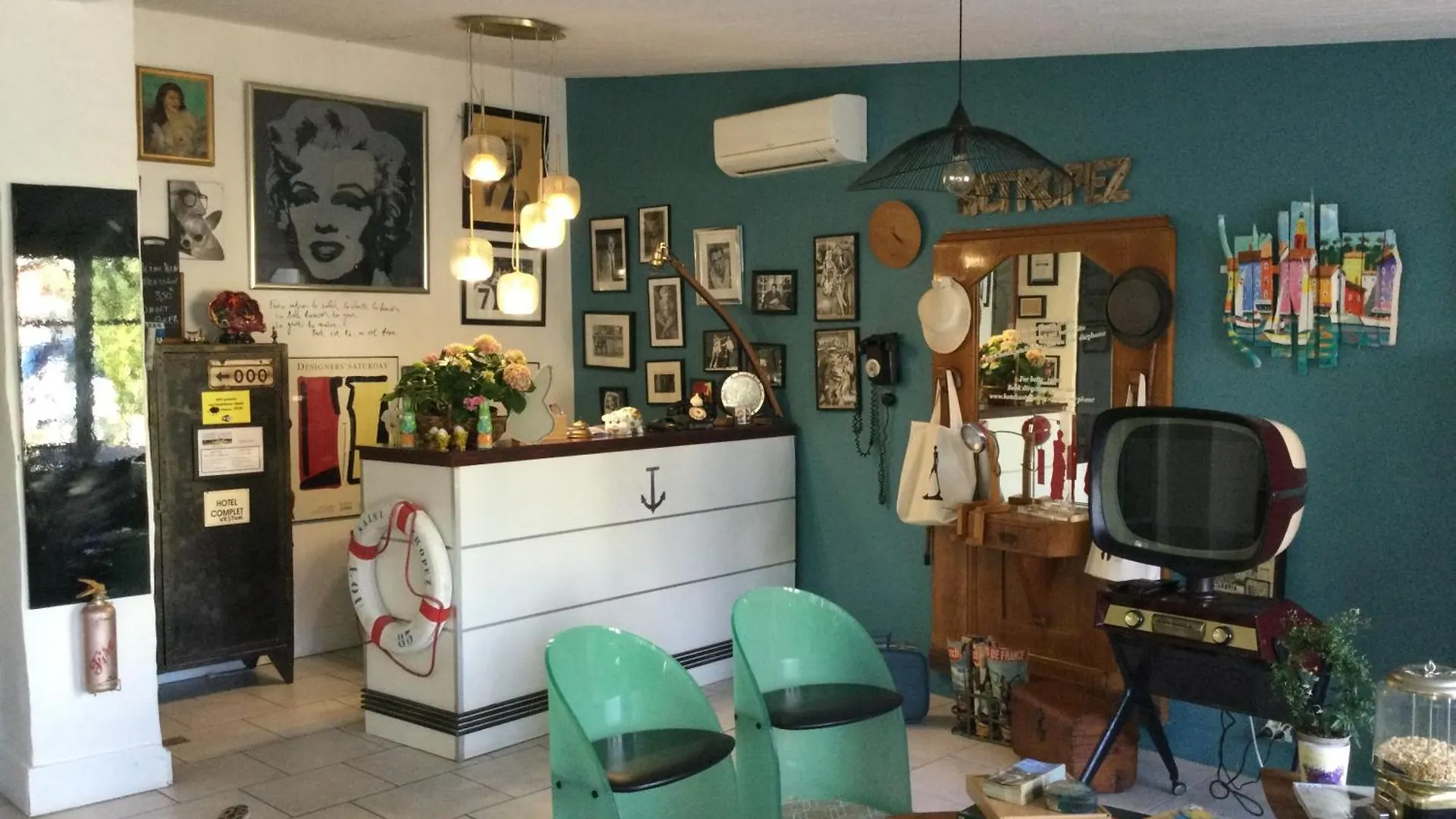 Hotel Le Castellamar Sainte-Maxime 3*,