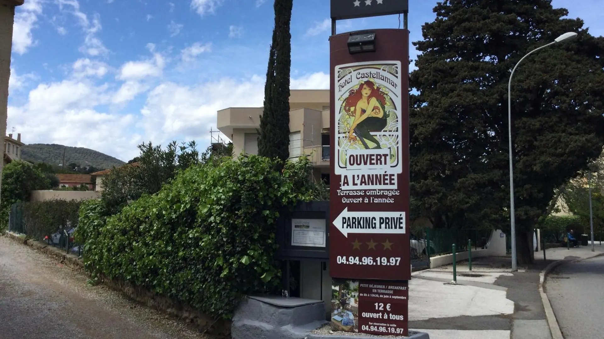 Hotel Le Castellamar Sainte-Maxime França